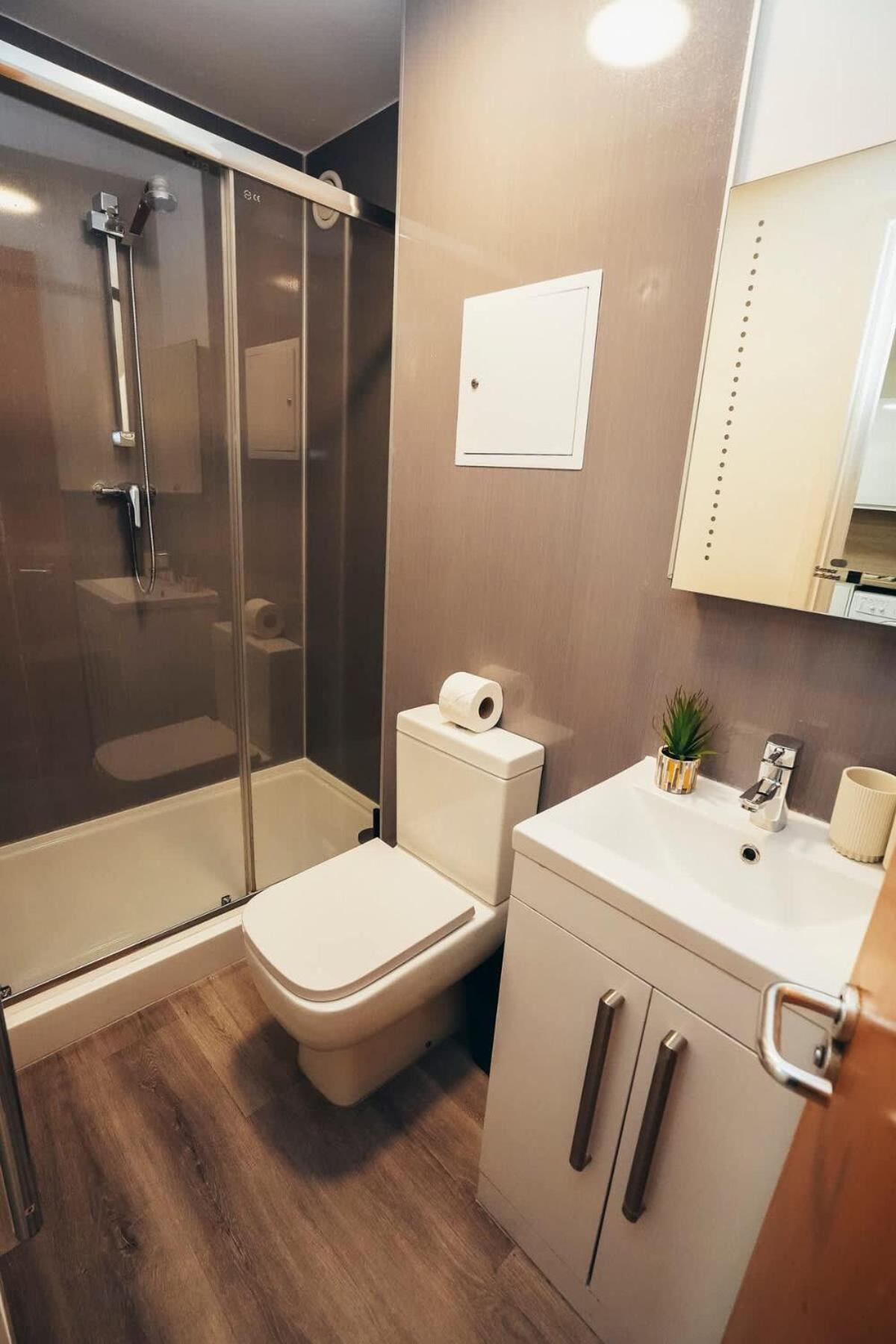 2Br City Centre Apt, Self Check In, Wifi, By Derbnb Sheffield Exterior photo