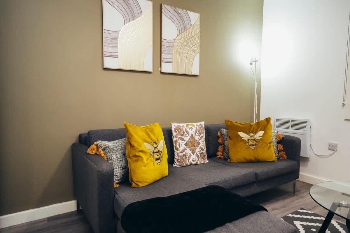 2Br City Centre Apt, Self Check In, Wifi, By Derbnb Sheffield Exterior photo
